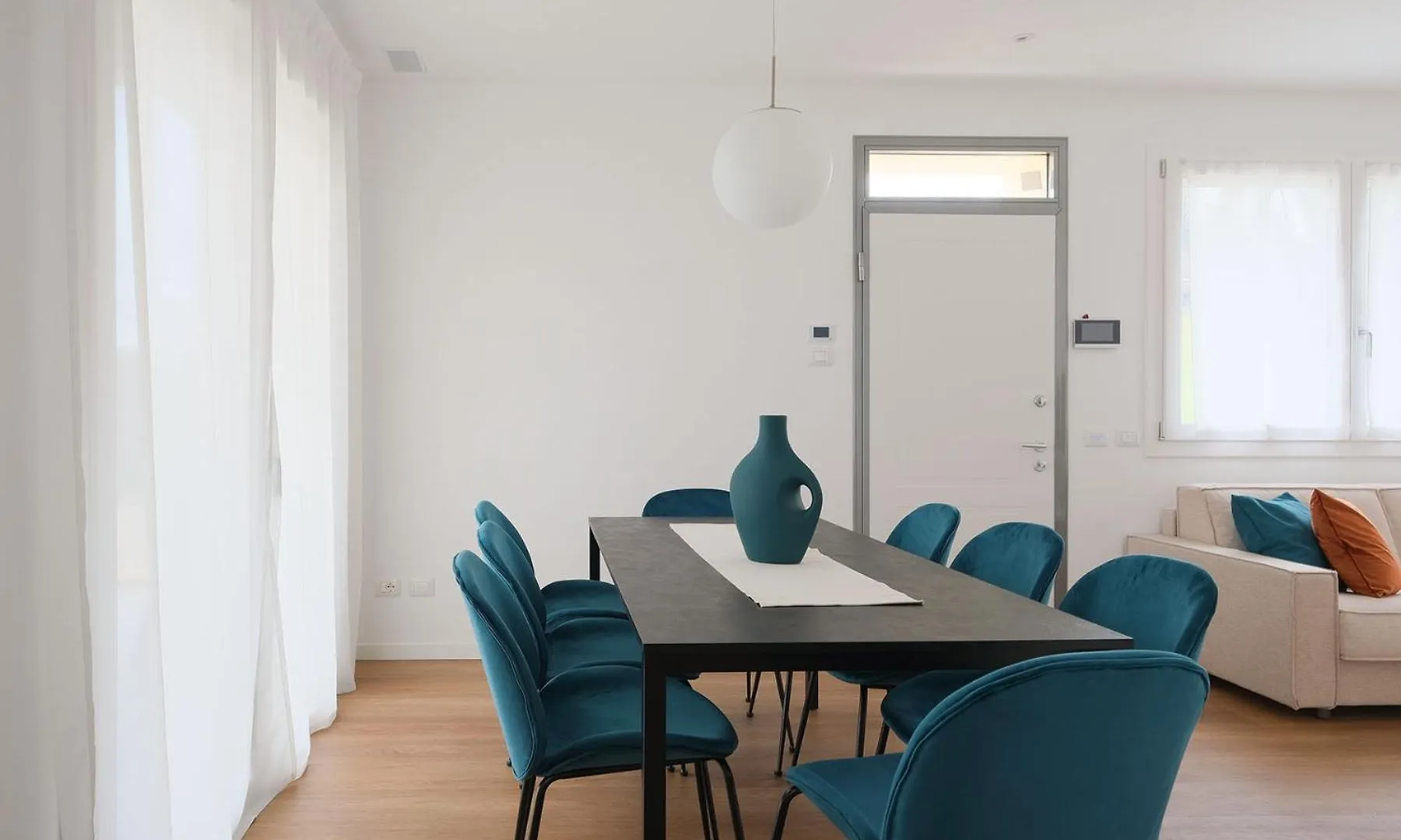 Luxury Villas Gardenia With Private Pool Padenghe sul Garda